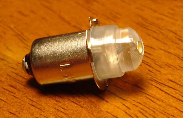 Bulb from flashlight 01.jpg