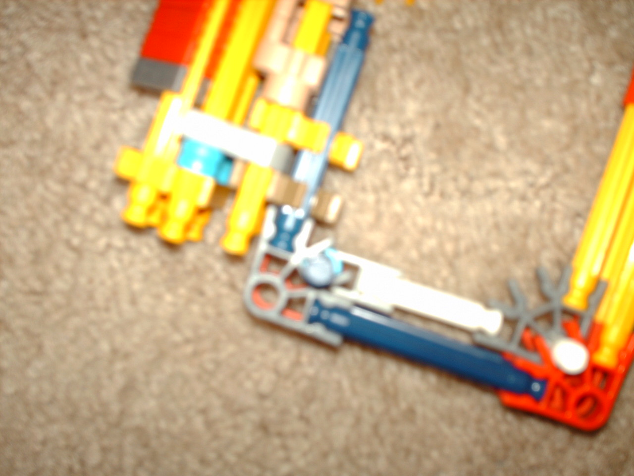 C:\Documents and Settings\Dave\My Documents\My Pictures\Knex Guns\Knex Guns 016.jpg