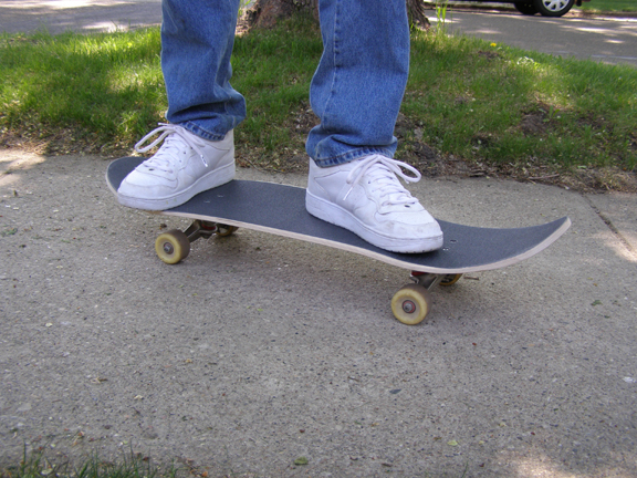 C:\Documents and Settings\Owner\Desktop\building skateboard2\compressed\P6022991.jpg