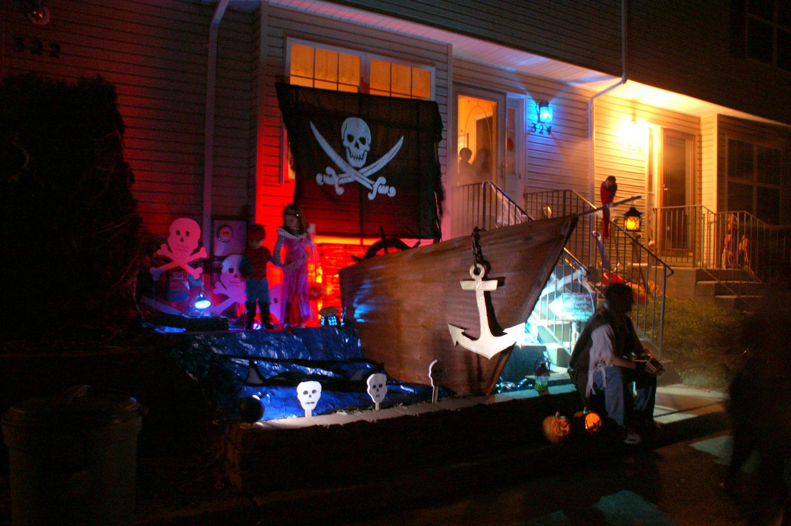 C:\Documents and Settings\bastimi\Desktop\Pirate Ship\upload\DIYHalloween-1.jpg