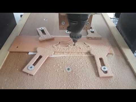 CNC for less 150&amp;euro; with arduino doing Batman Logo