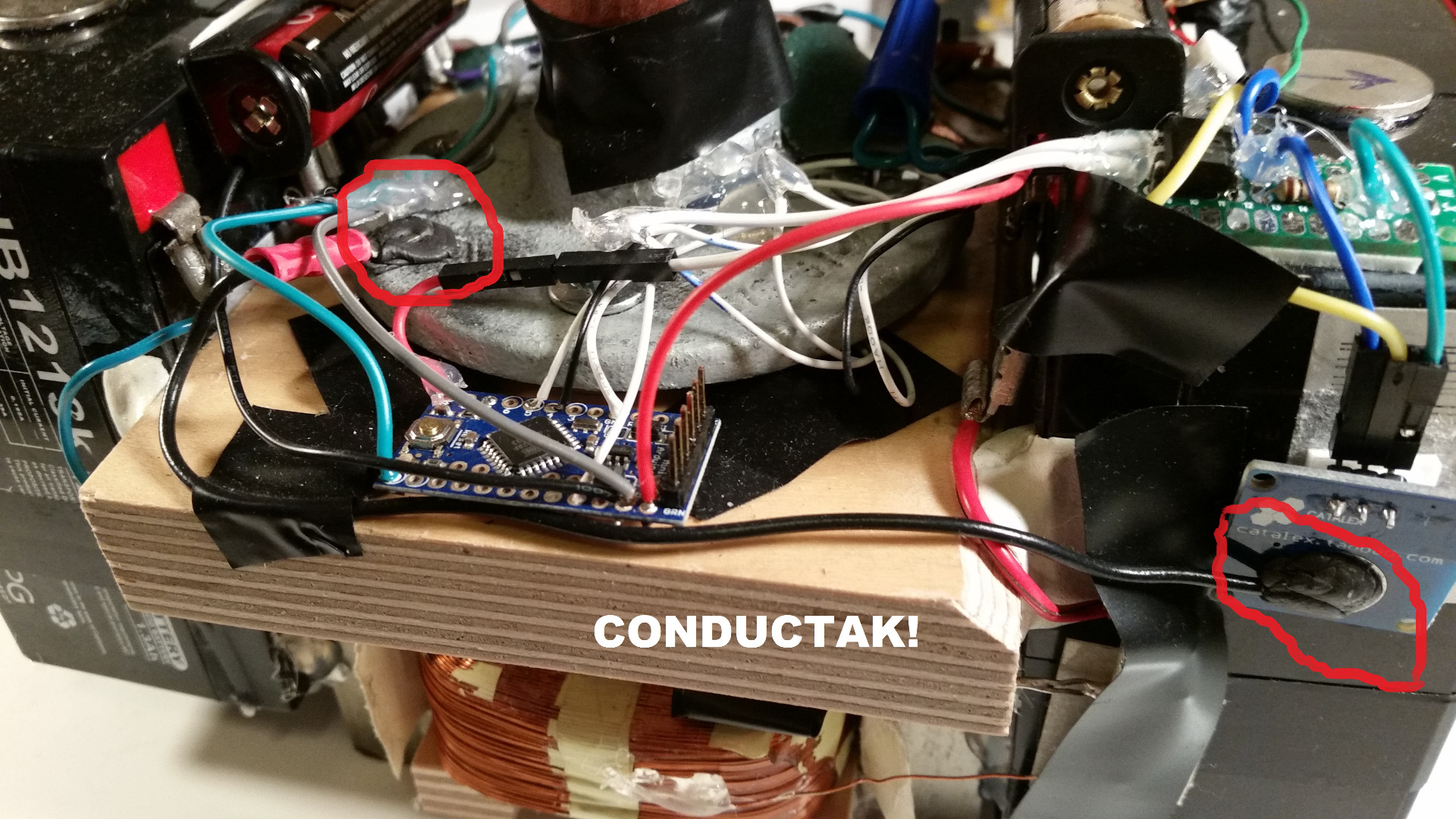 CONDUCTAKINSIDE.jpg