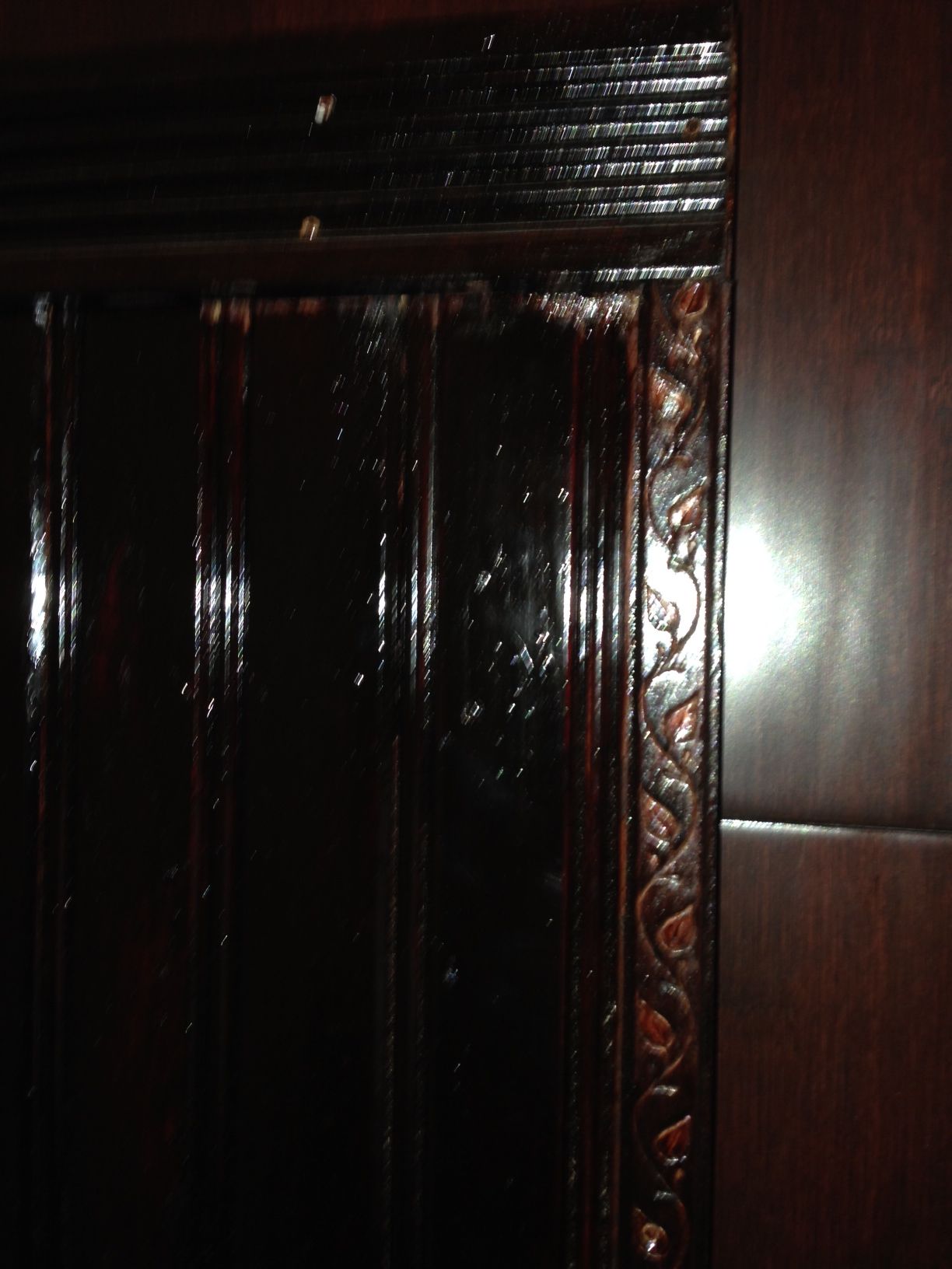 Cabinet-trim2.JPG