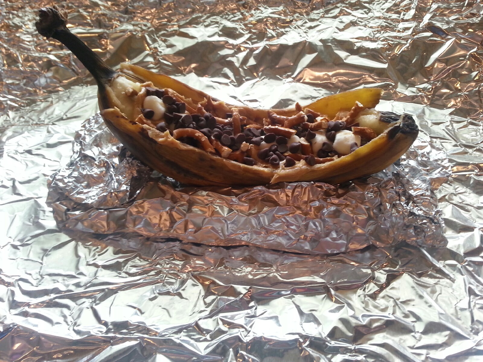 Campfire_Banana_Boat_Banana_Ready_for_Fire.jpeg