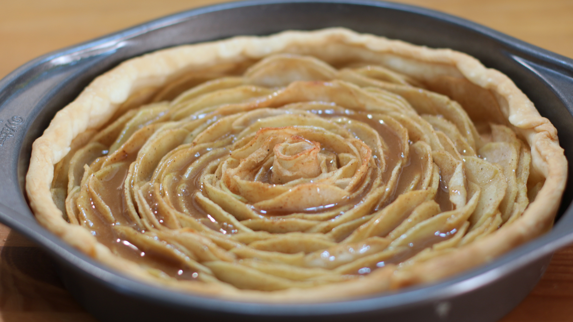 Caramel Rose Apple Pie Recipe | How to Make Apple Pie.jpg