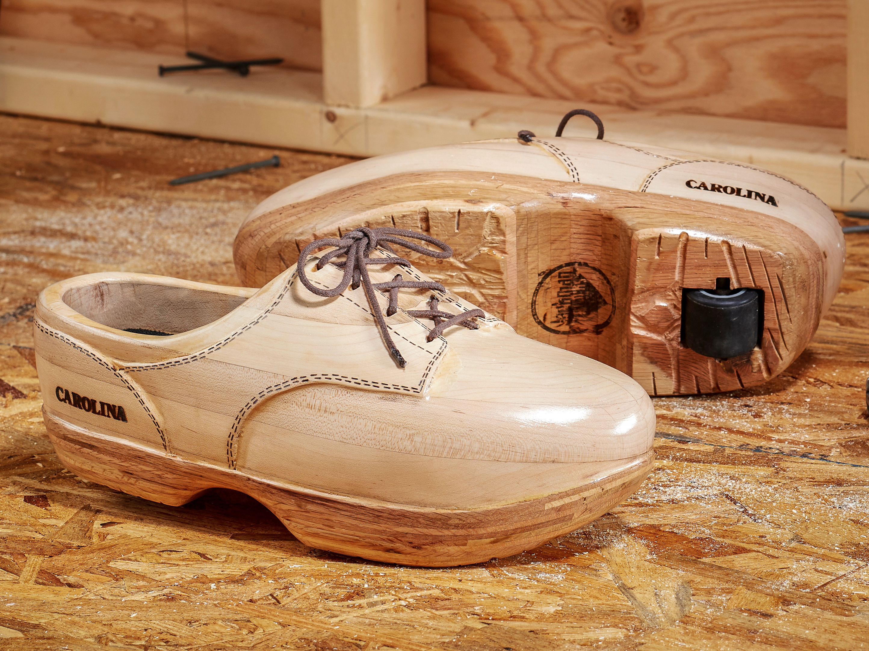 Carolina Pallet Wood Clog Heelys 1.jpg