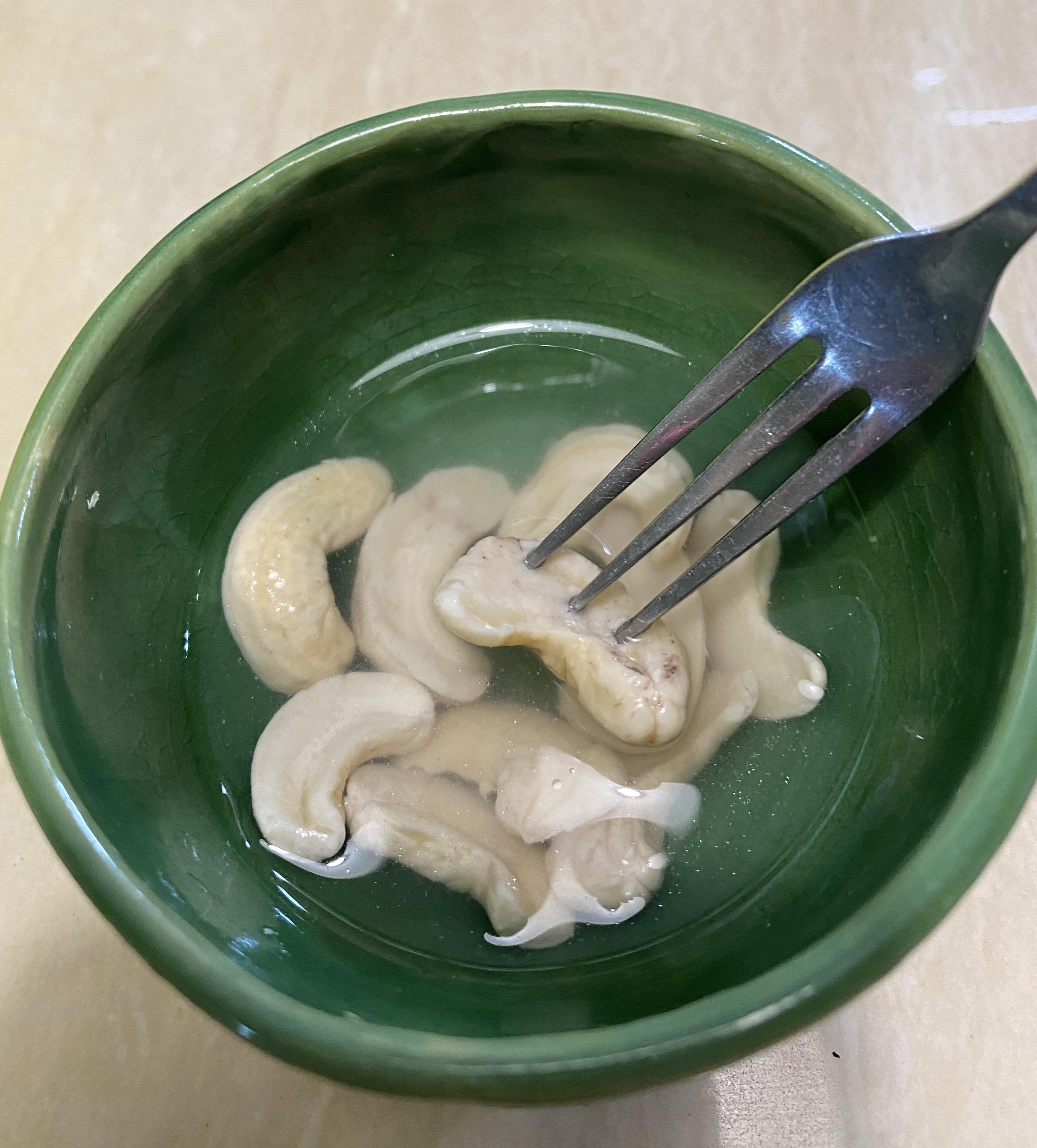 Cashews2.jpg