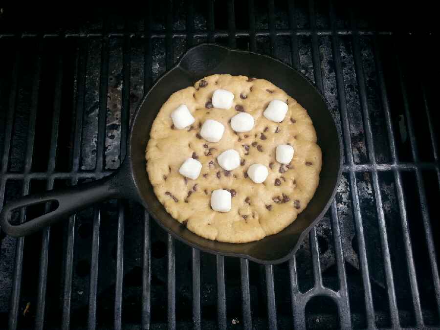 Cast_Iron_Chocolate_Chip_Cookies_in_Pan_on_Grill.jpeg