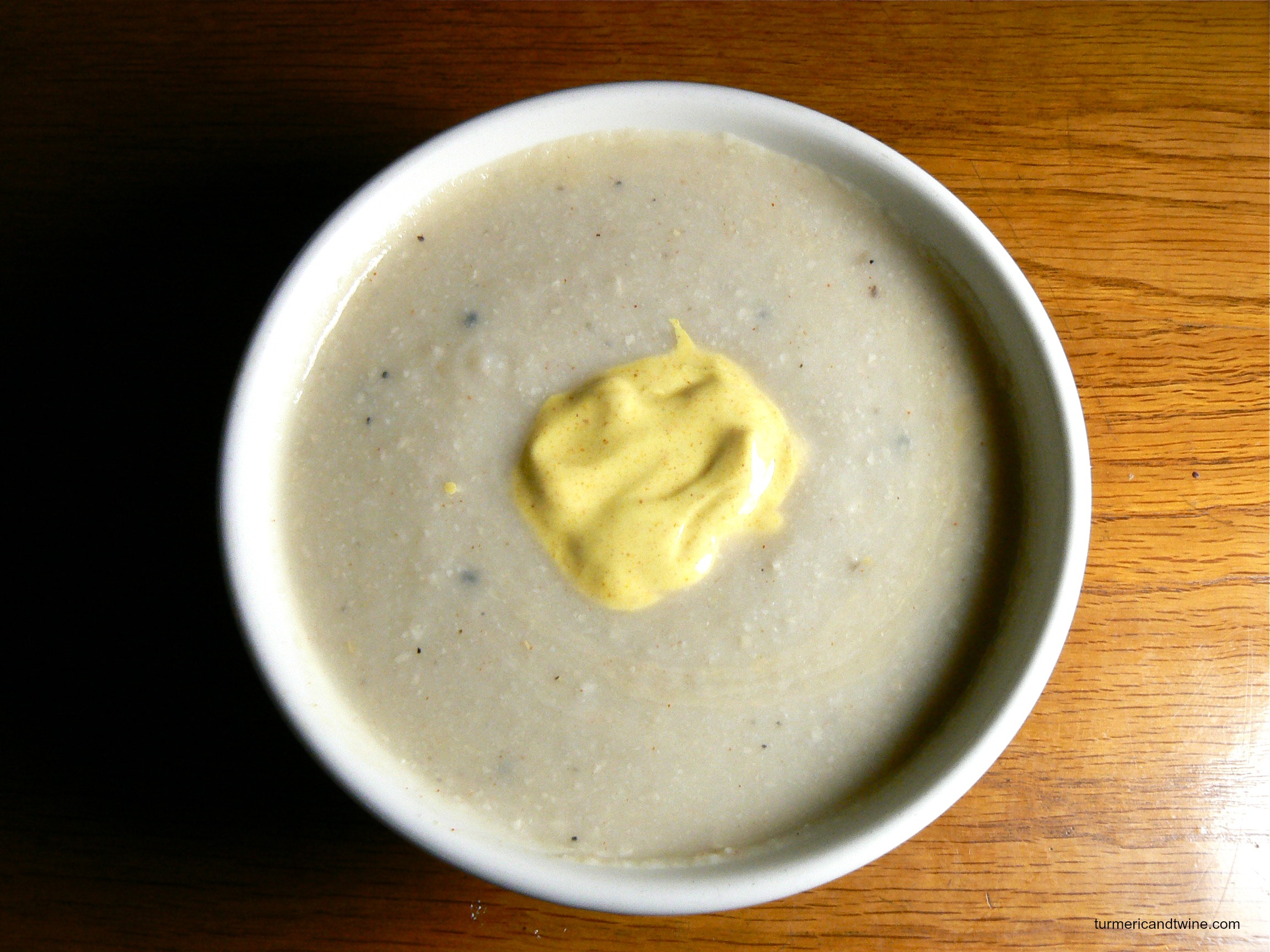 Cauliflower cashew soup with curry yogurt sauce.jpg