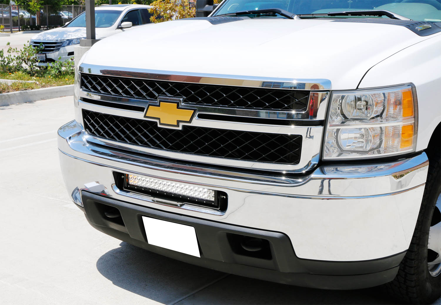 Chevy-Silverado-2500HD-LED-Light-Bar-19.jpg