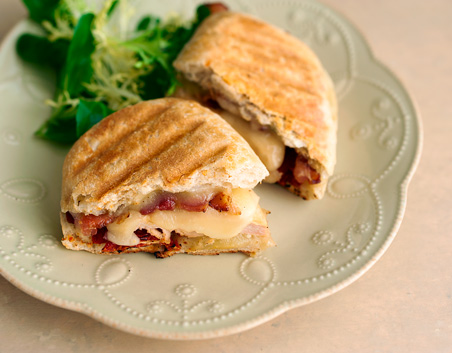 Chicken-Panini-with-Havarti-Light-cnlo.jpg