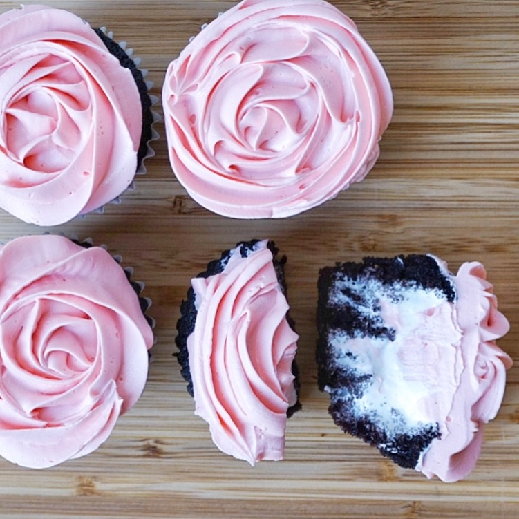 Chocolate cupcake with marshmallow fluff from insta.jpg