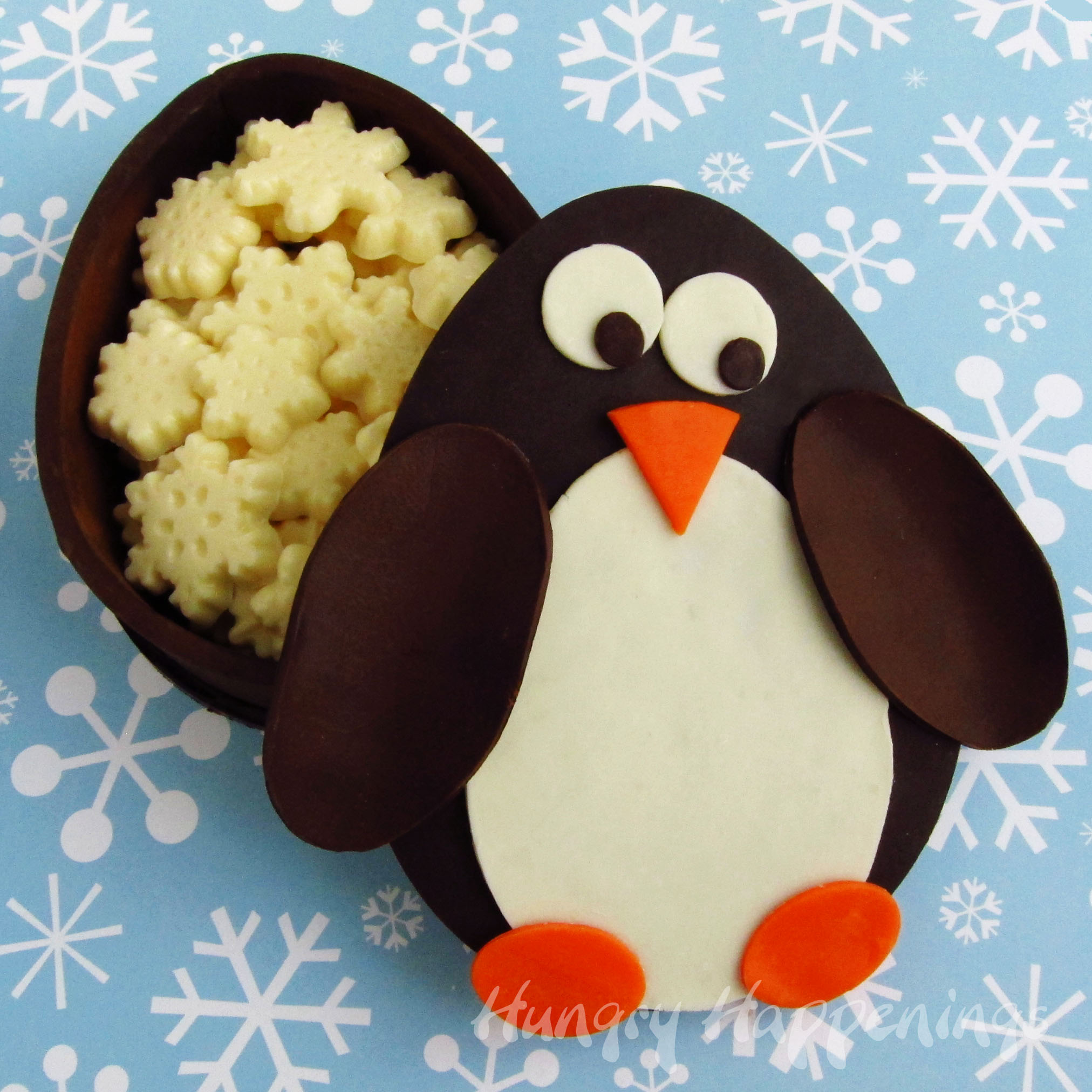 Christmas gift, chocolate box, penguin, modeling chocolate, clay, fondant, winter, snowflake .jpg