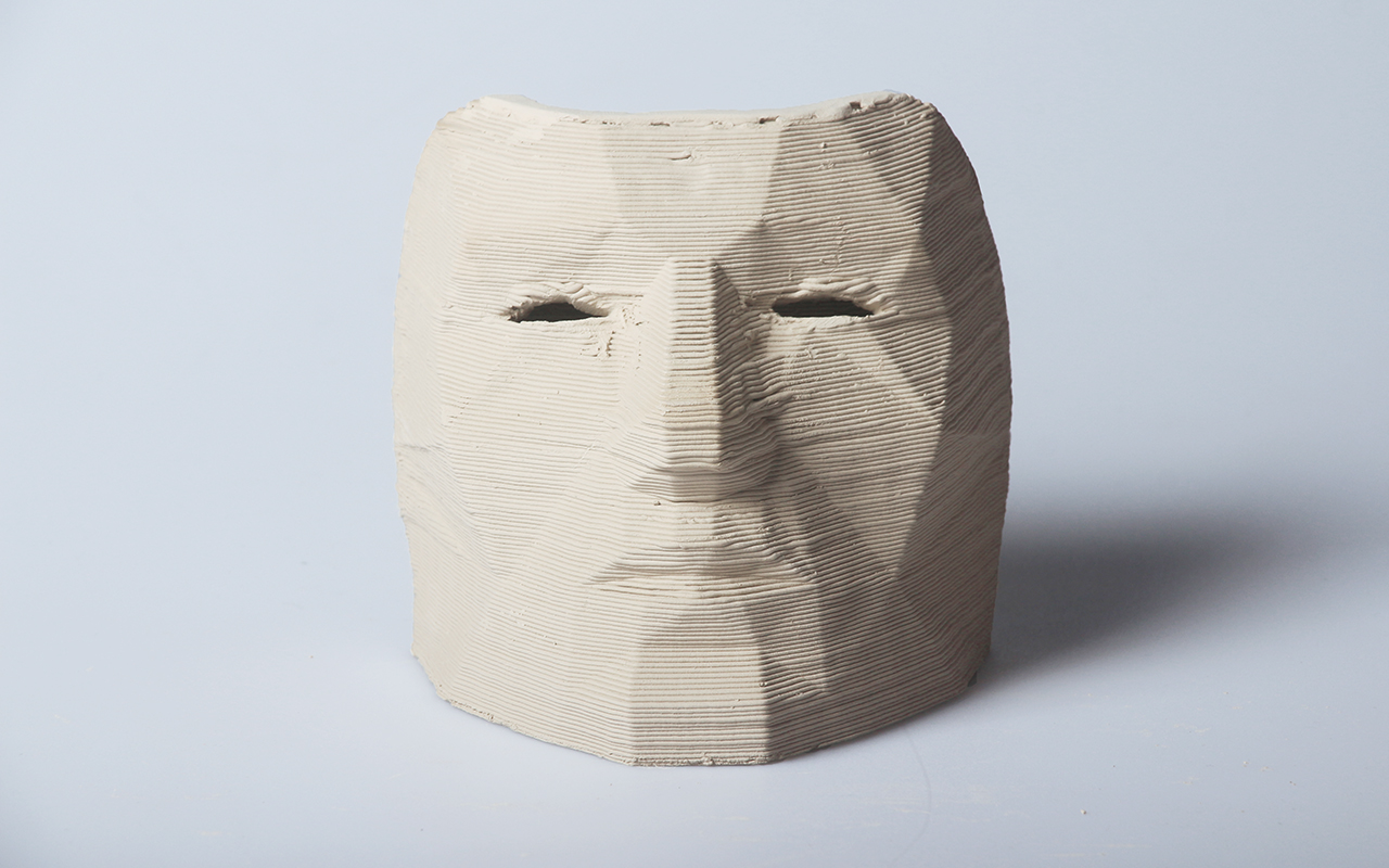 ClayXYZ_Pic_Model_Mask.jpg