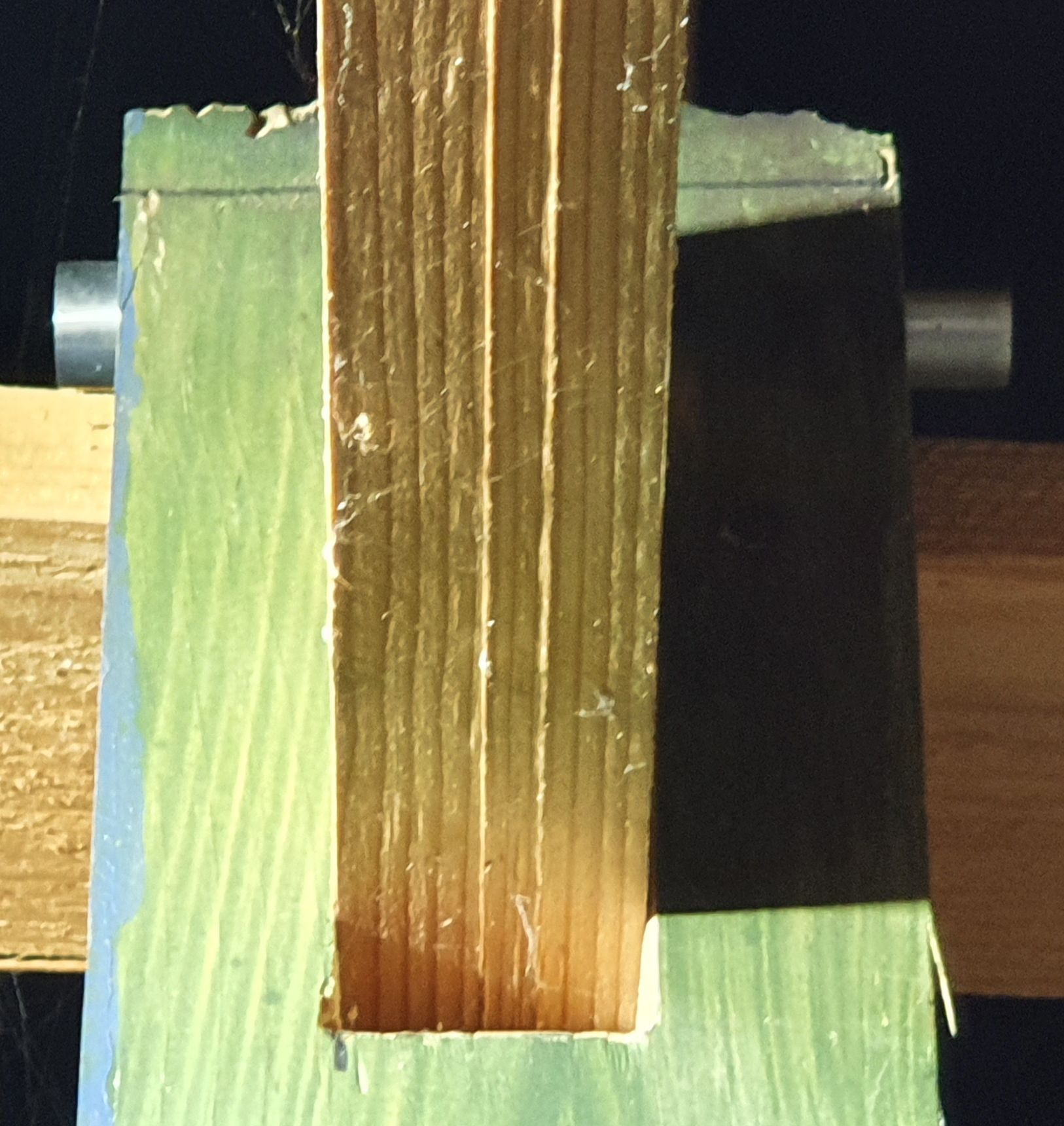 Close-Up Joist2.jpg
