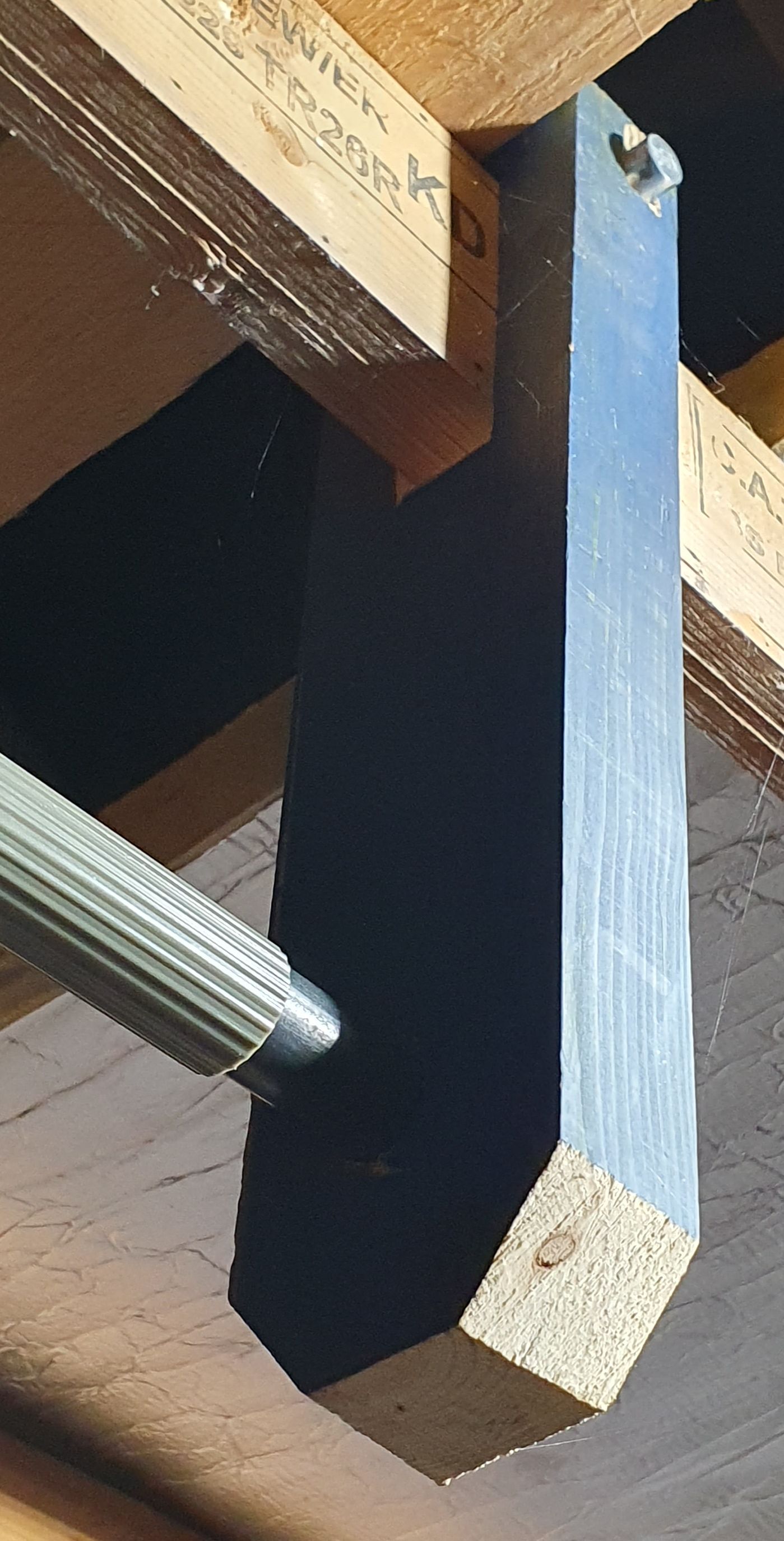 Close-Up Support.jpg