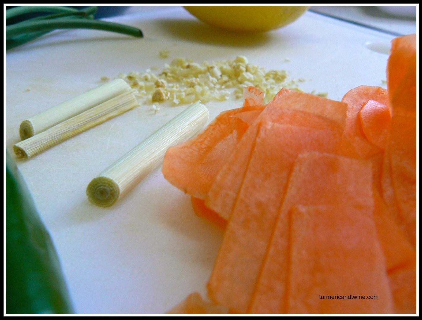 Coconut carrot chutney ingredients 2.jpg