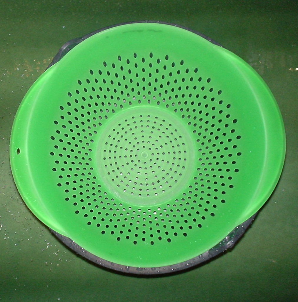 Colander1.jpg