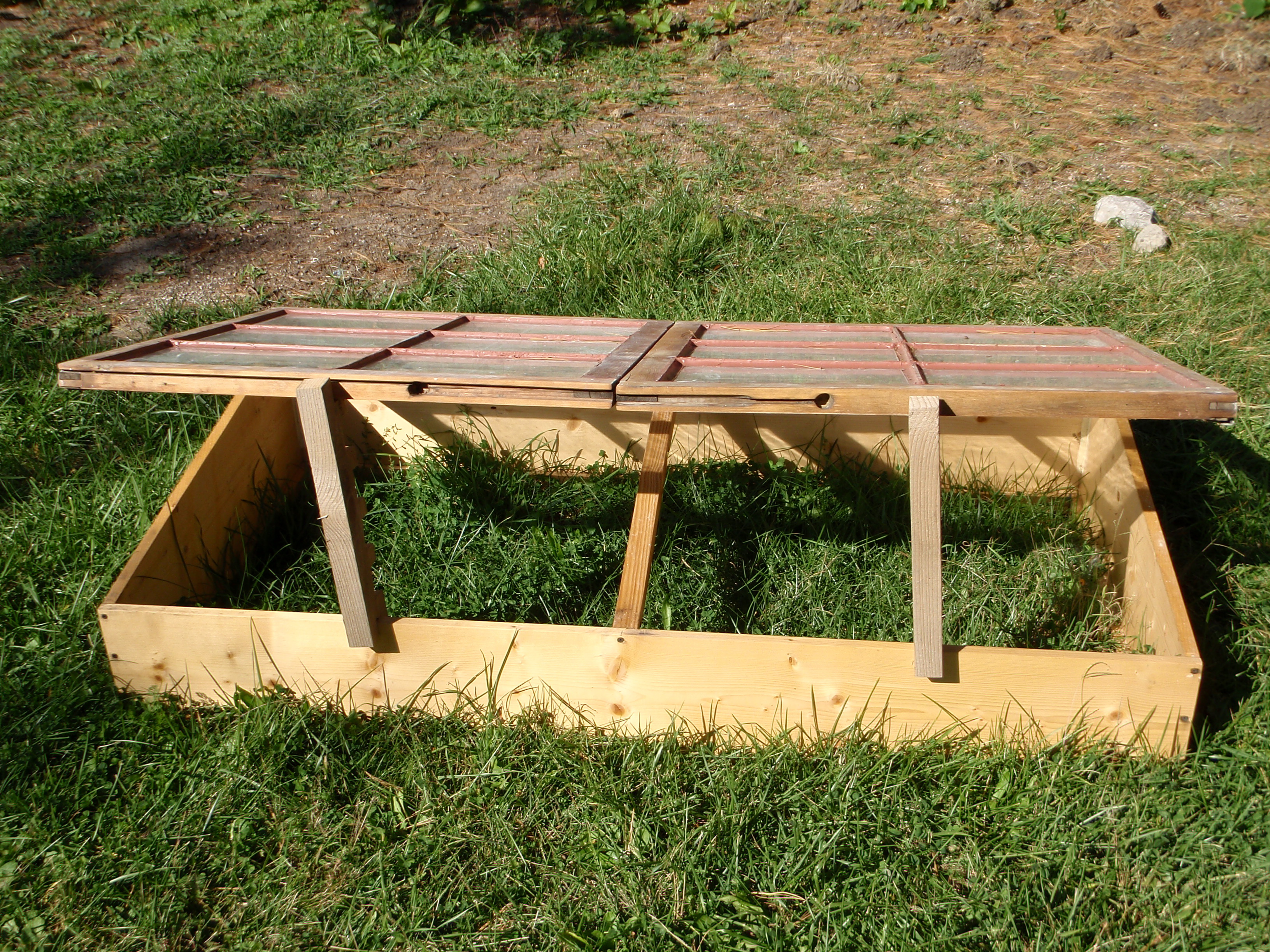 Cold Frame 003.JPG