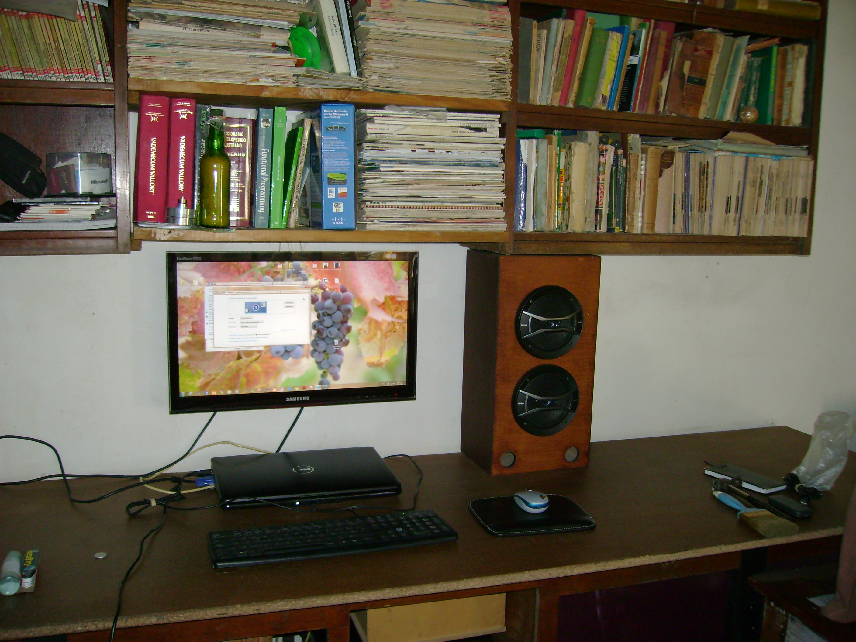 Colgar el monitor 009.JPG