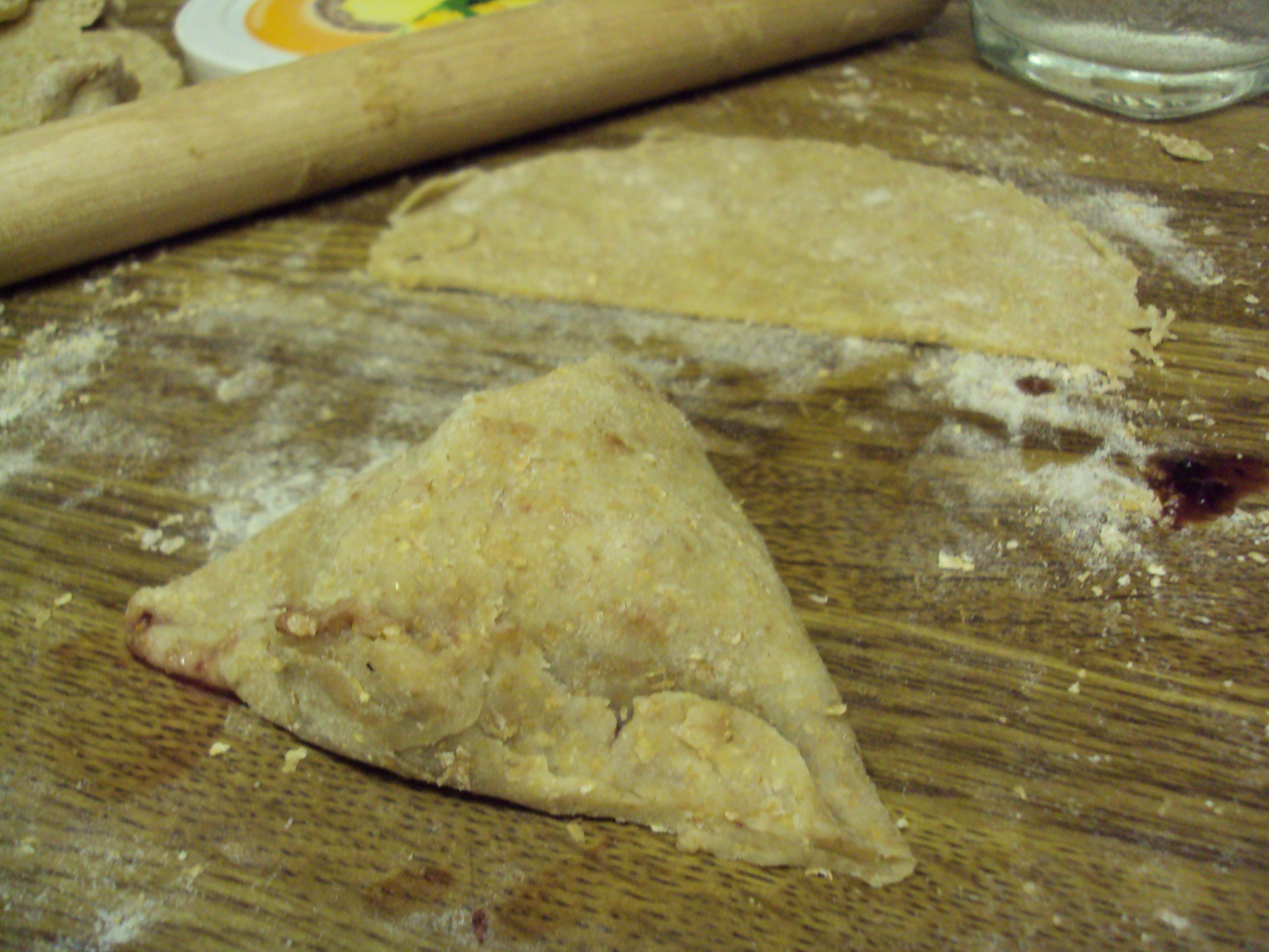 Completed samosa folding.JPG