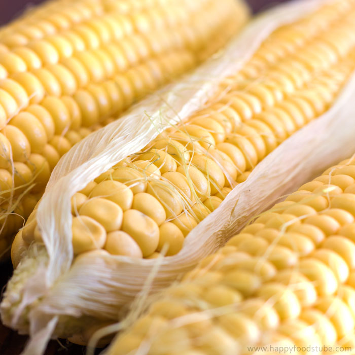 Corn-on-the-Cob-Closeup.jpg