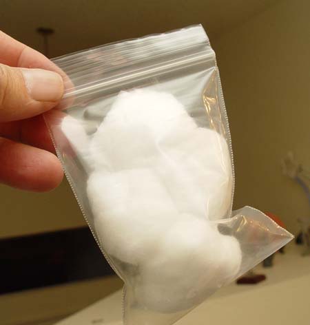 CottonBallsInZiploc.jpg