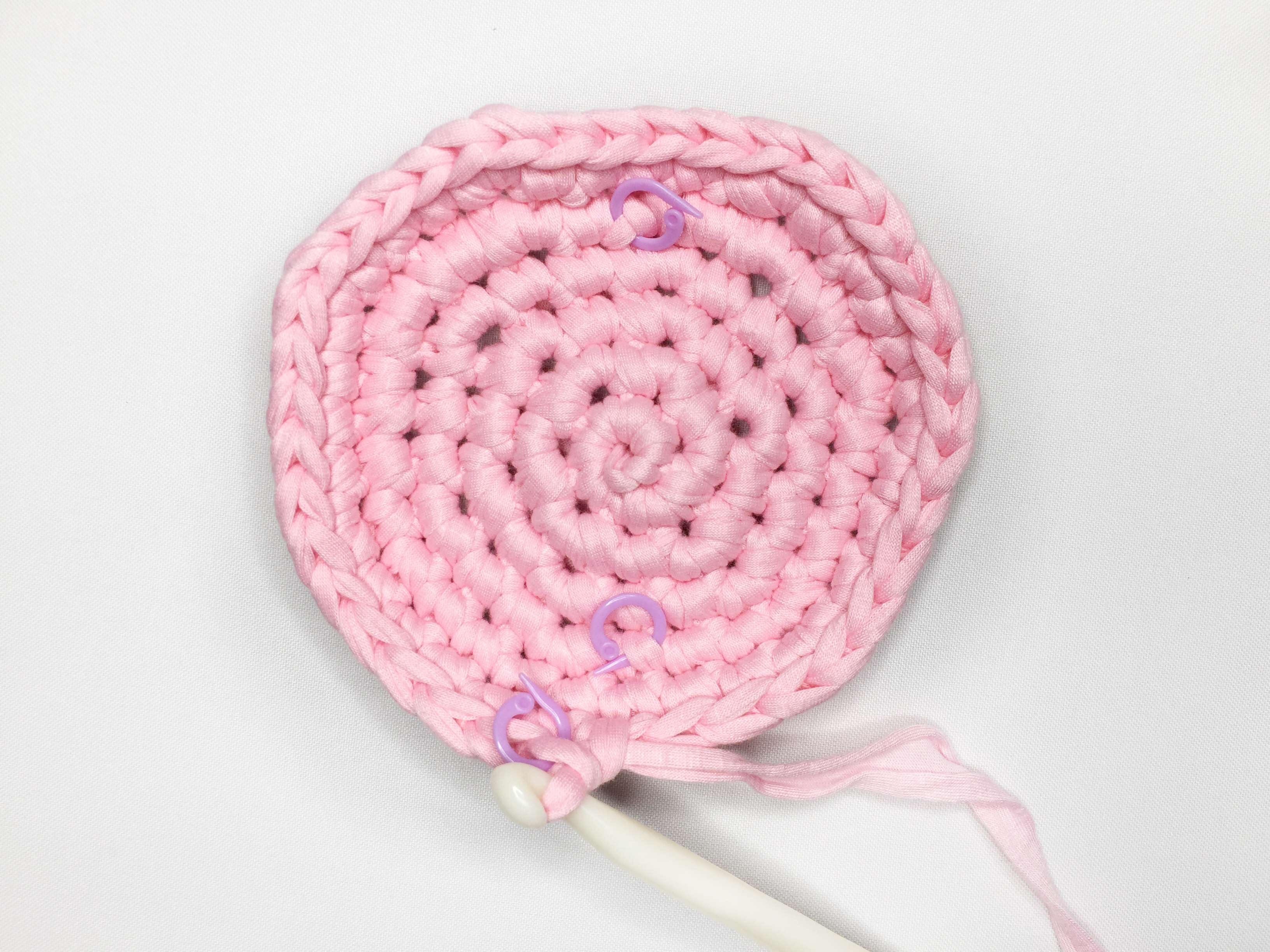 CrochetValentinesBag-step5.jpg