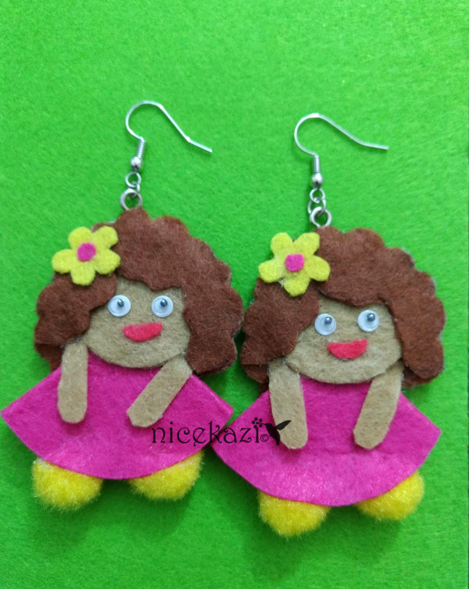 Cute felt earring 02.jpg