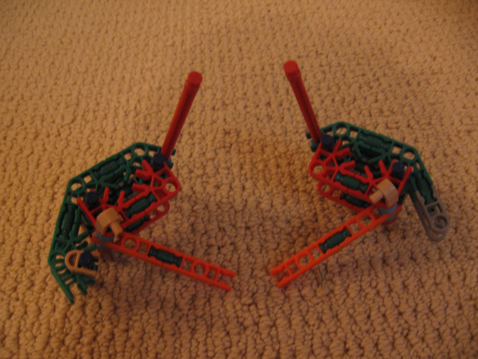 D:\Mika&euml;l\Photo, Image\Instrutable\Instrutables K'nex machine gun 010.jpg