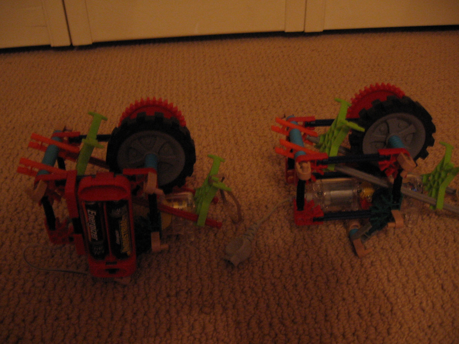 D:\Mika&euml;l\Photo, Image\Instructable #2\knex 016.jpg