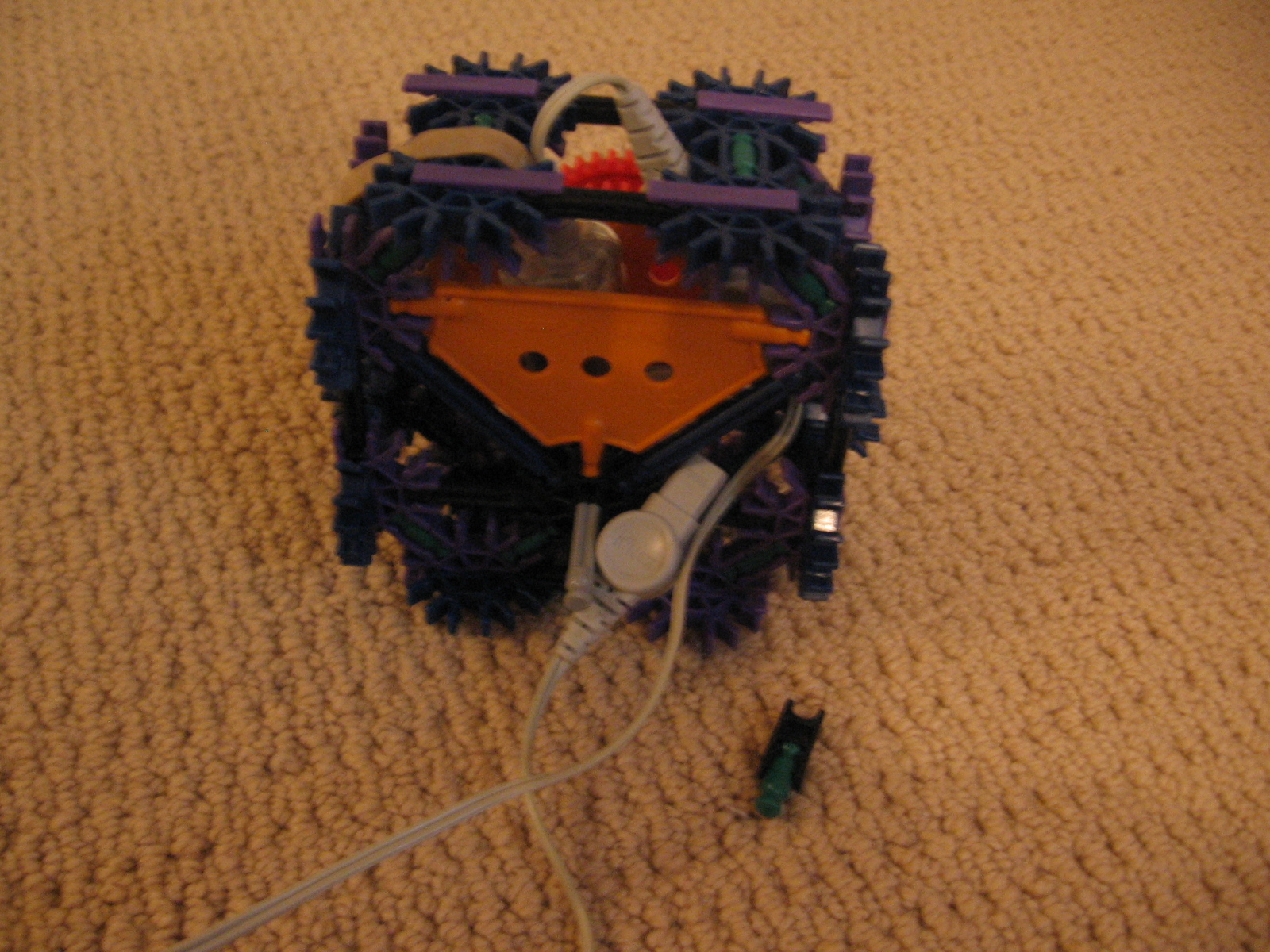 D:\Mika&euml;l\Photo, Image\Instrutable\Instrutables K'nex machine gun 023.jpg