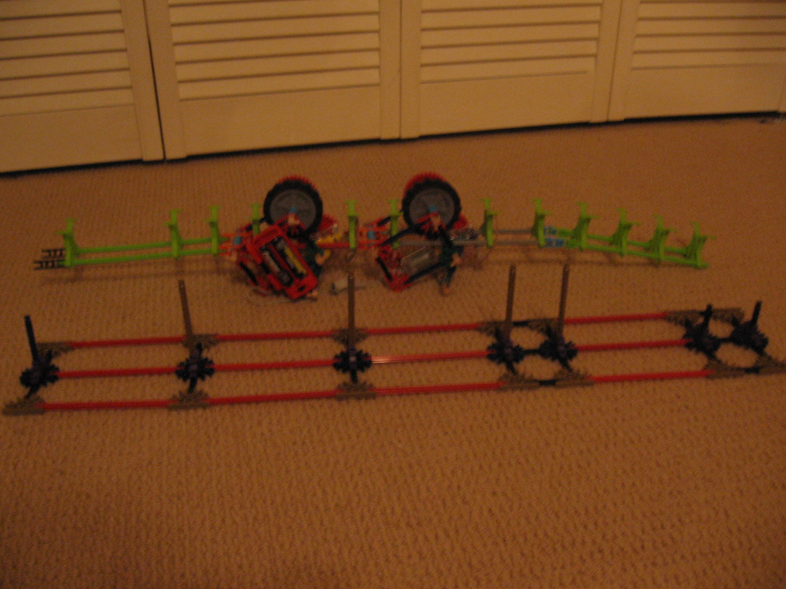 D:\Mika&euml;l\Photo, Image\Instructable #2\knex 018.jpg