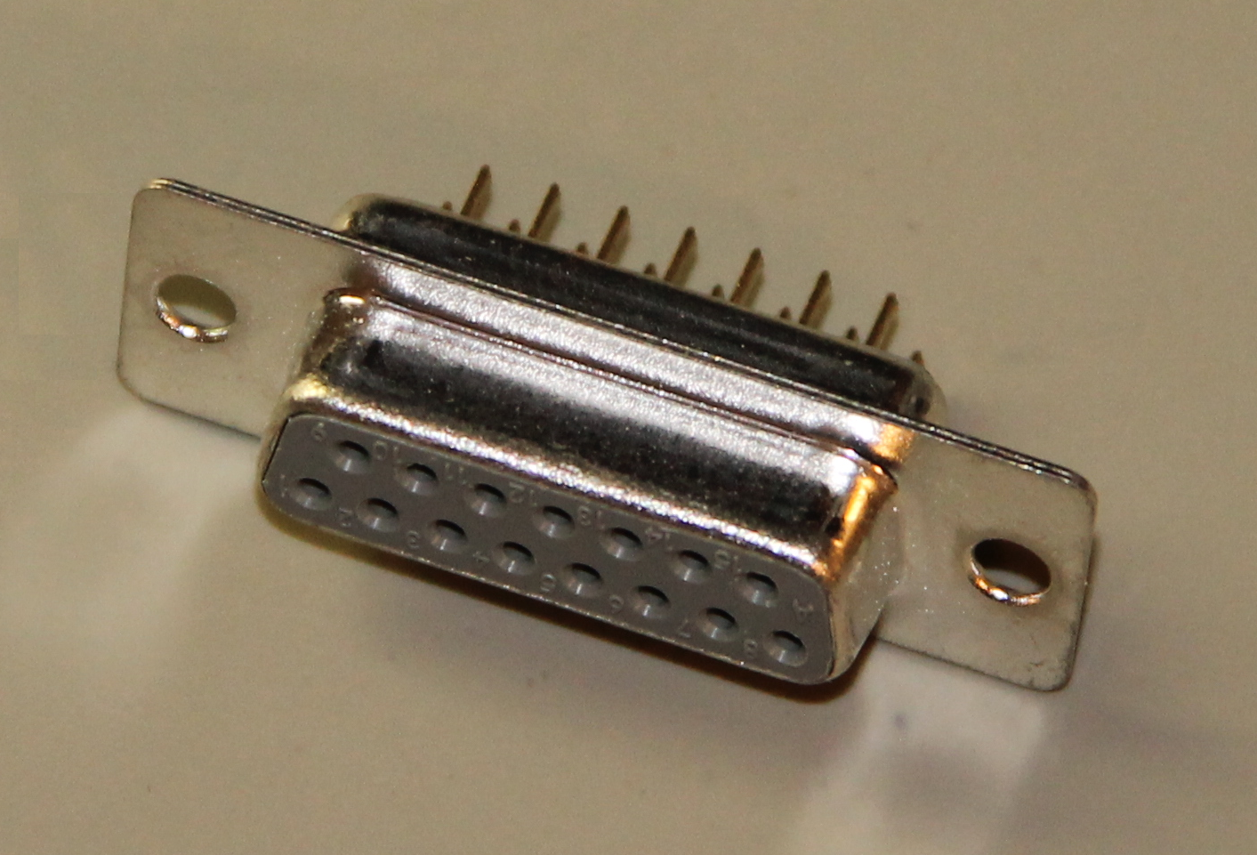 D15_connector.png