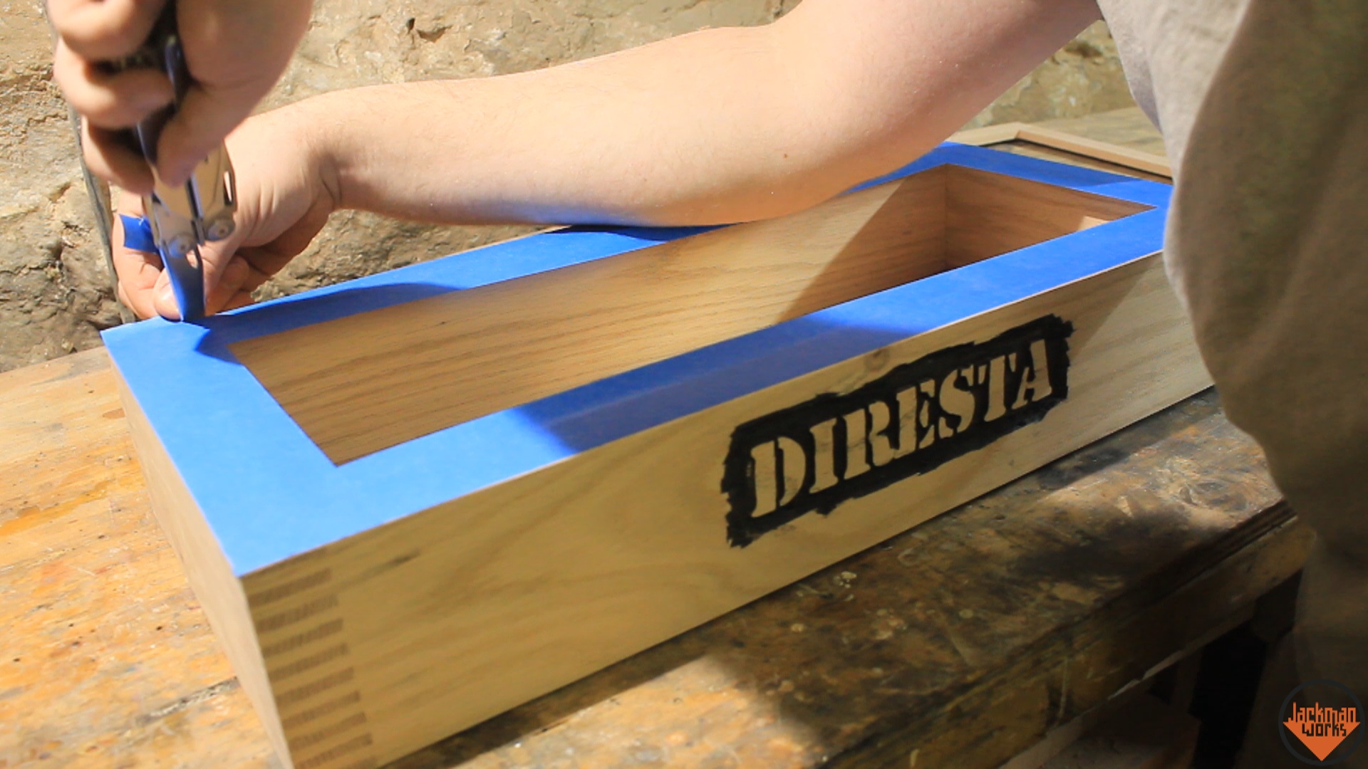 DIRESTA Emergency Ice Pick Box 19.jpg