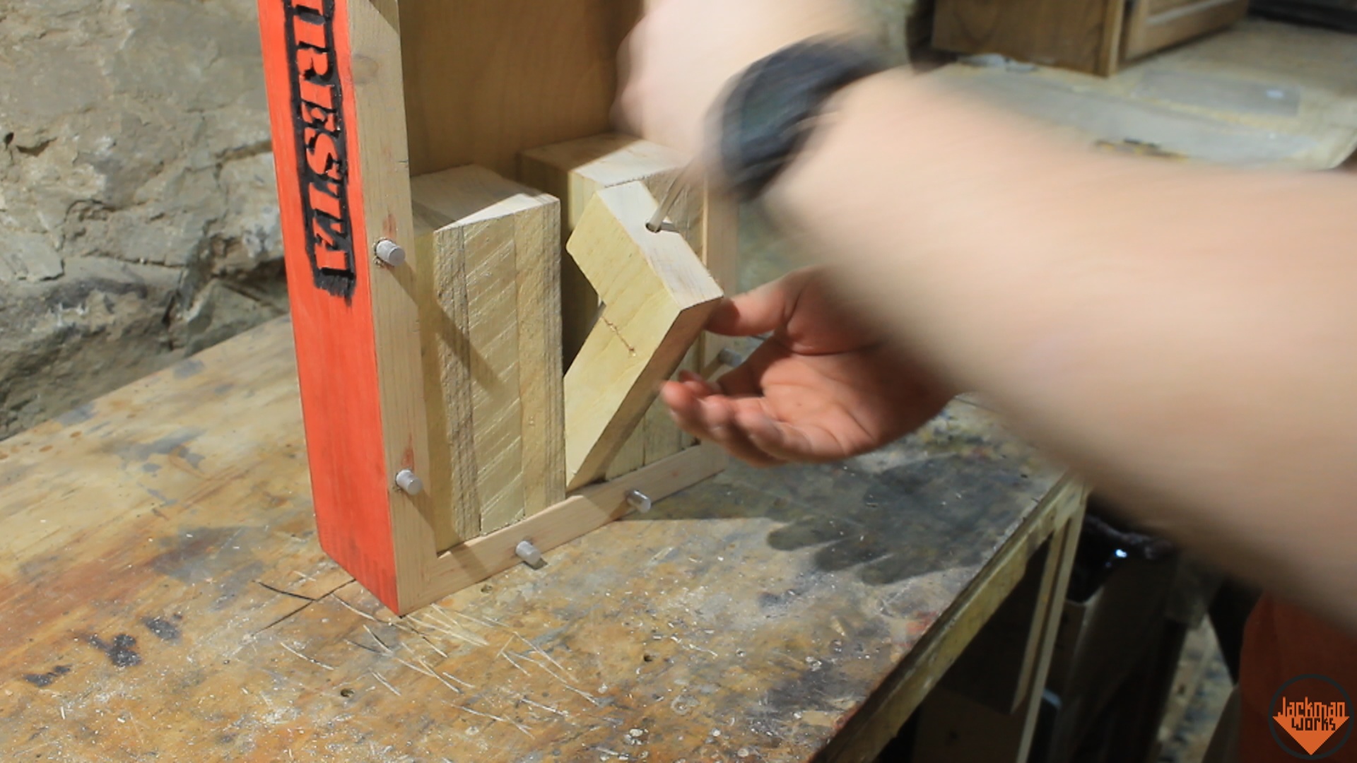 DIRESTA Emergency Ice Pick Box 25.jpg