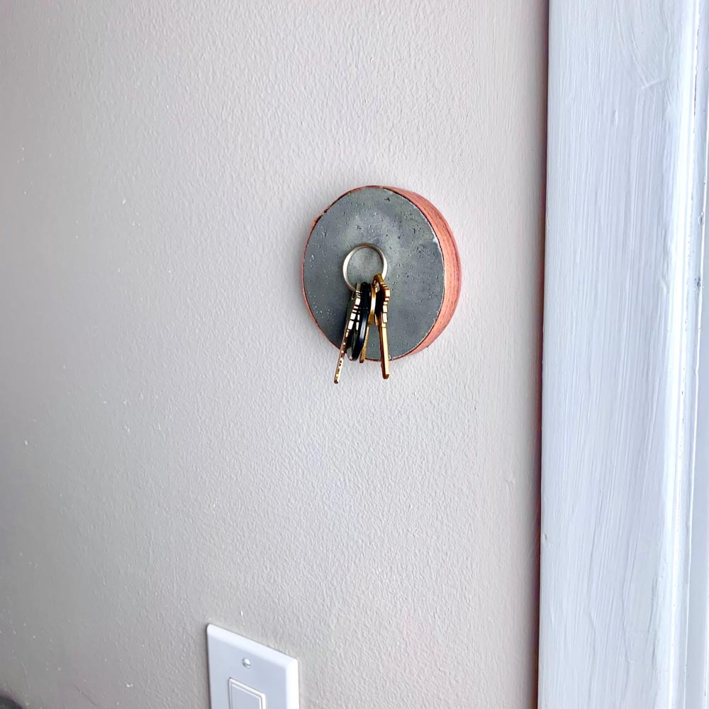 DIY Cement Key Holder With Magnet-21.jpg