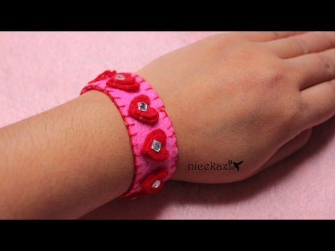 DIY Felt Bracelet