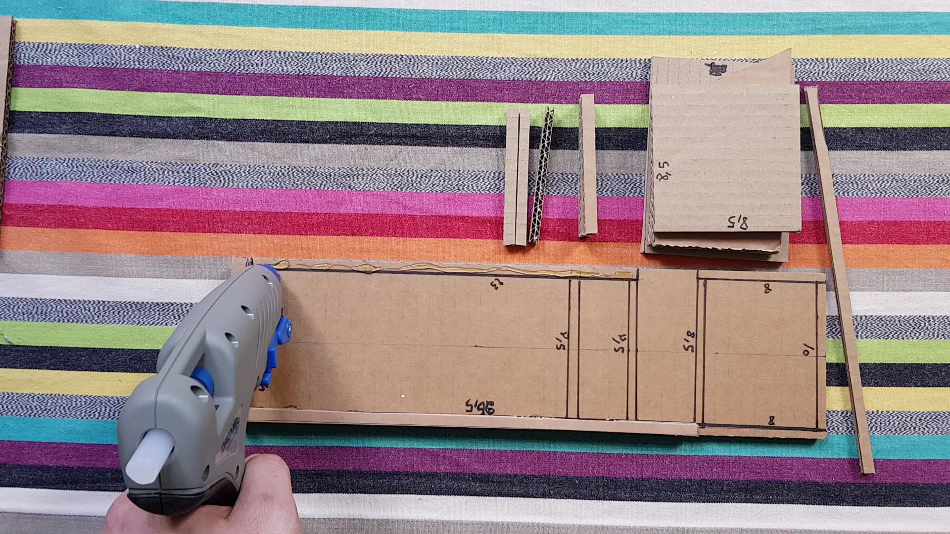 DIY Glue Gun Holder 07.jpg