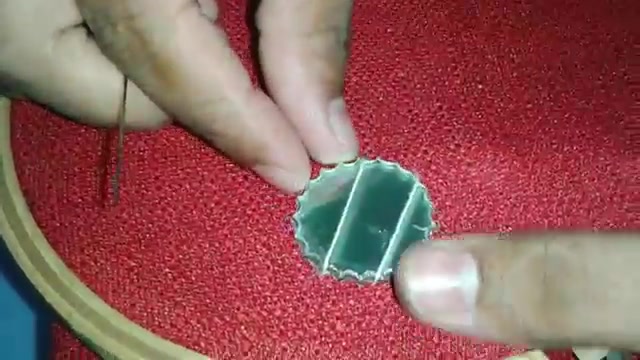 DIY MIRRORWORK USING CDS (ShishaWork) 167.jpg