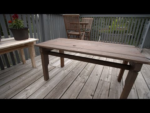 DIY Pallet Coffee Table