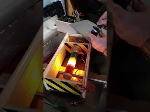 DIY Switch Controlled Classroom Volume Stoplight