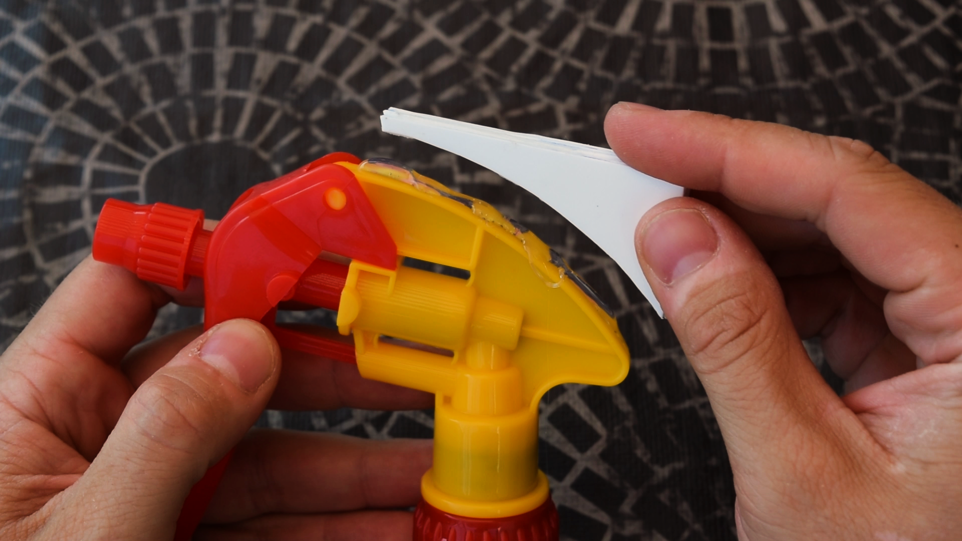 DIY Turbine Spray Bottle_freeze16.bmp
