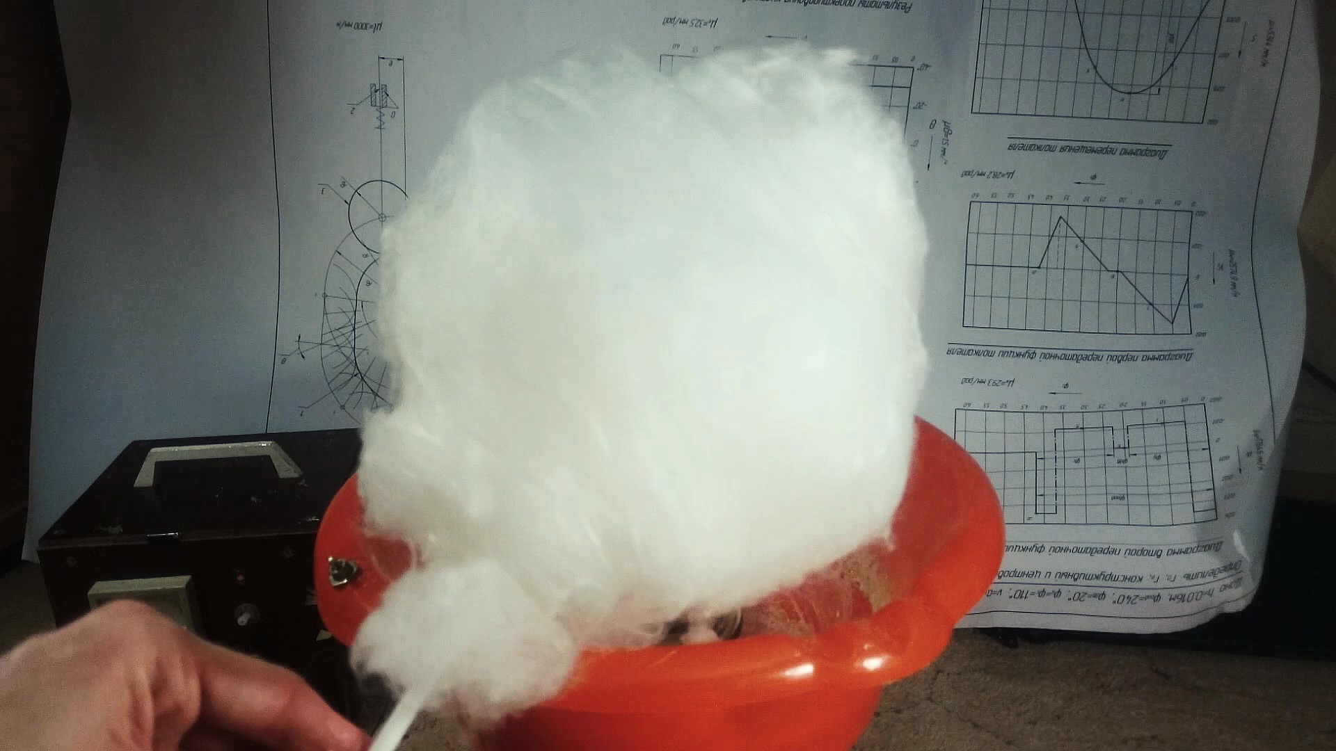 DIY cotton candy machine.mp4_20160530_234958.390.jpg