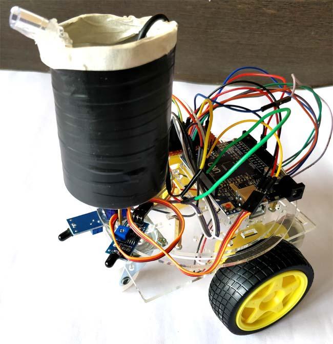 DIY-Arduino-based-Fire-Fighting-Robot (1).jpg