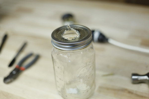 DIY-Hanging-Mason-Jar-Light-08-600x400 (1).jpg