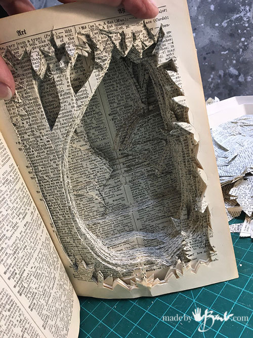 DIY-Paper-cut-Tunnel-Book-madebybarb--19.jpg