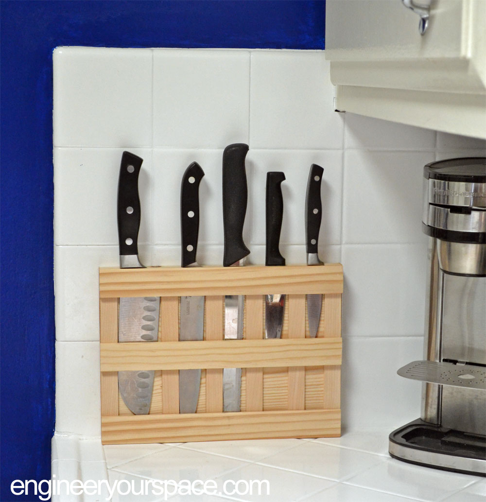 DIY-knife-rack-wider-view.jpg