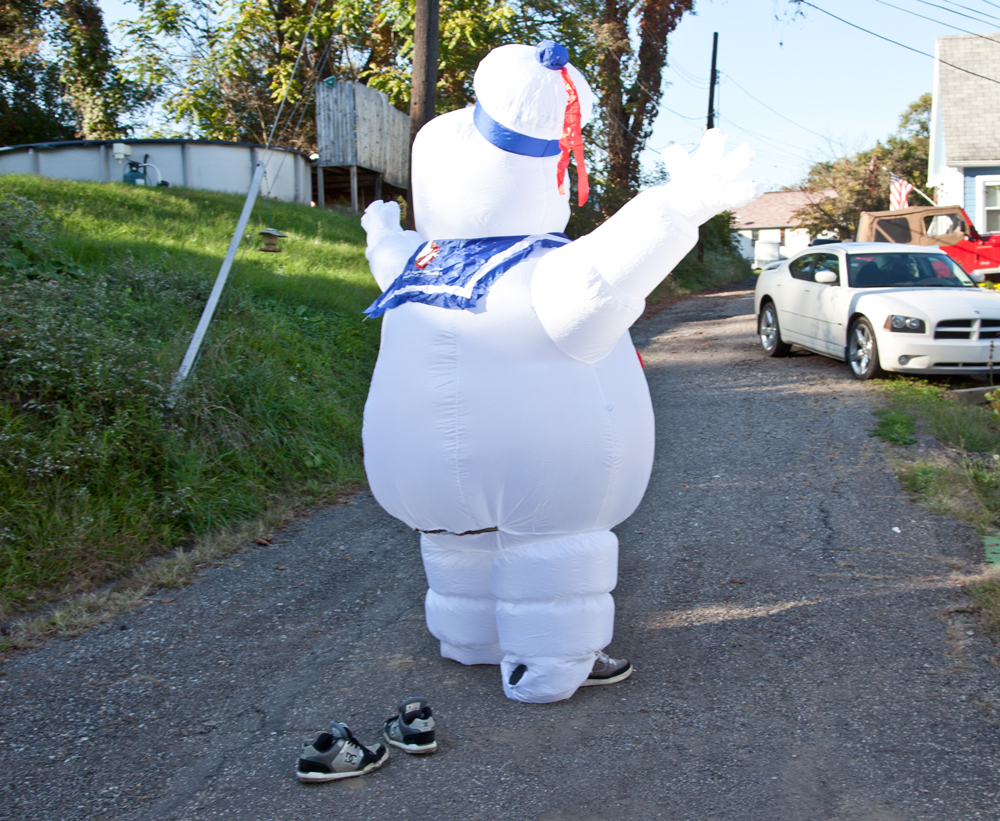 DIY-stay-puft-marshmallow-man-costume-rear-view.jpg