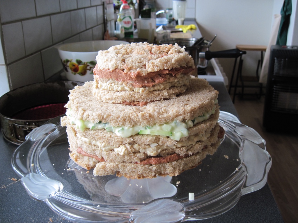 Deceptive Sandwich Cake47.jpg